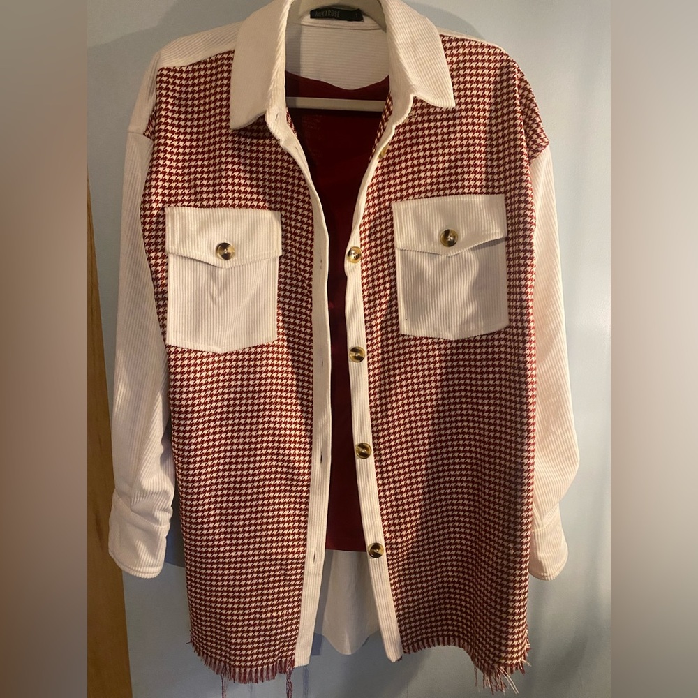 MIKAROSE Shacket w matching tee, size S